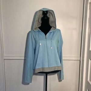 casual, blue zip-up jacket!